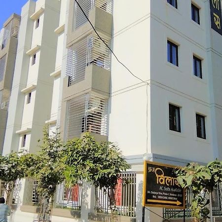Braj Villas Vrindāvan מראה חיצוני תמונה