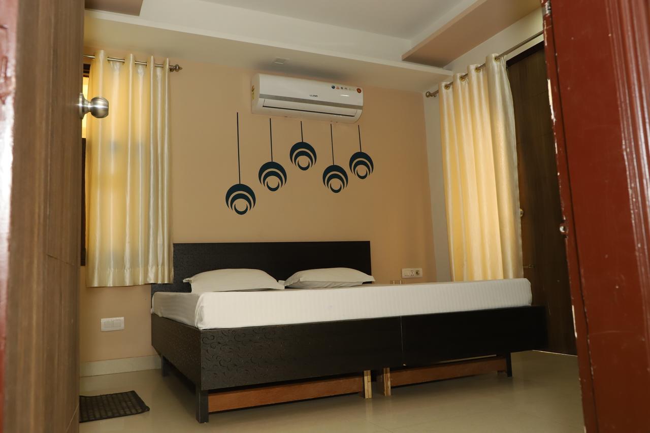 Braj Villas Vrindāvan מראה חיצוני תמונה