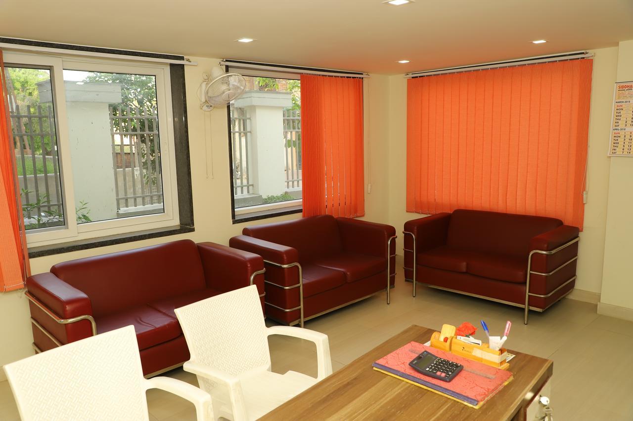 Braj Villas Vrindāvan מראה חיצוני תמונה